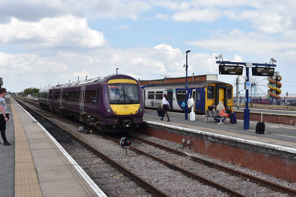170272 and 150271 at Cleethorpes (Paul Carpenter)